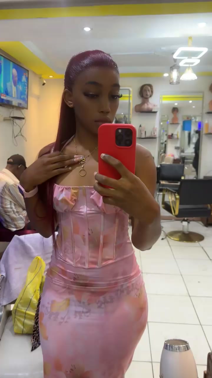 @Ana&iuml;s 😍🇨🇲🇨🇲