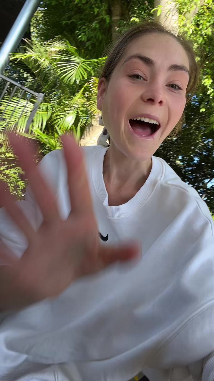@Elise