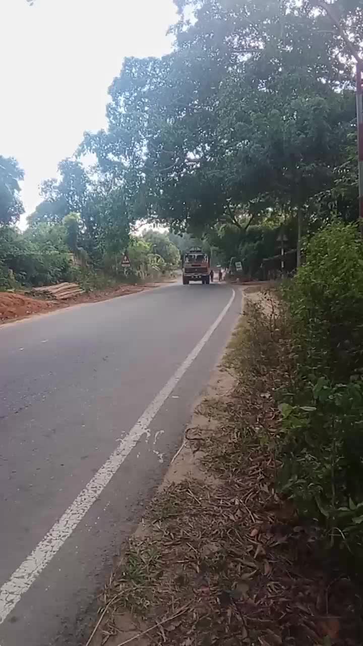 @খাগড়াছড়ির বাস লাভার আরমান