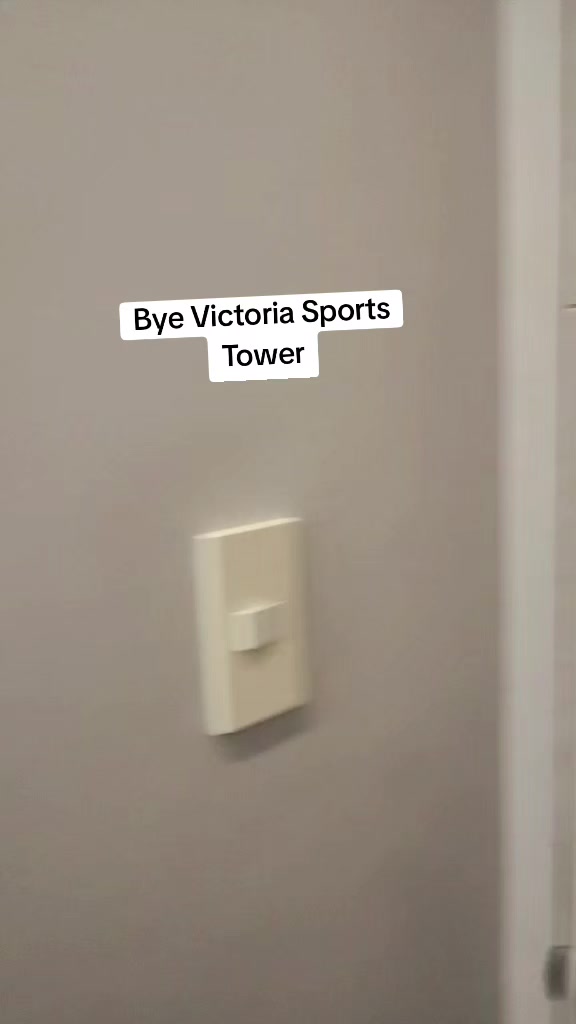 @EyaLanz