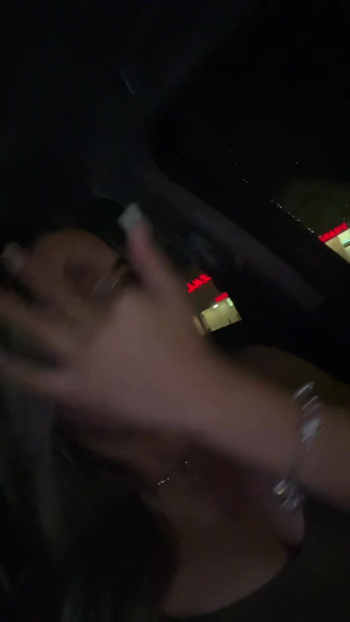 @Eliana ᥫ᭡