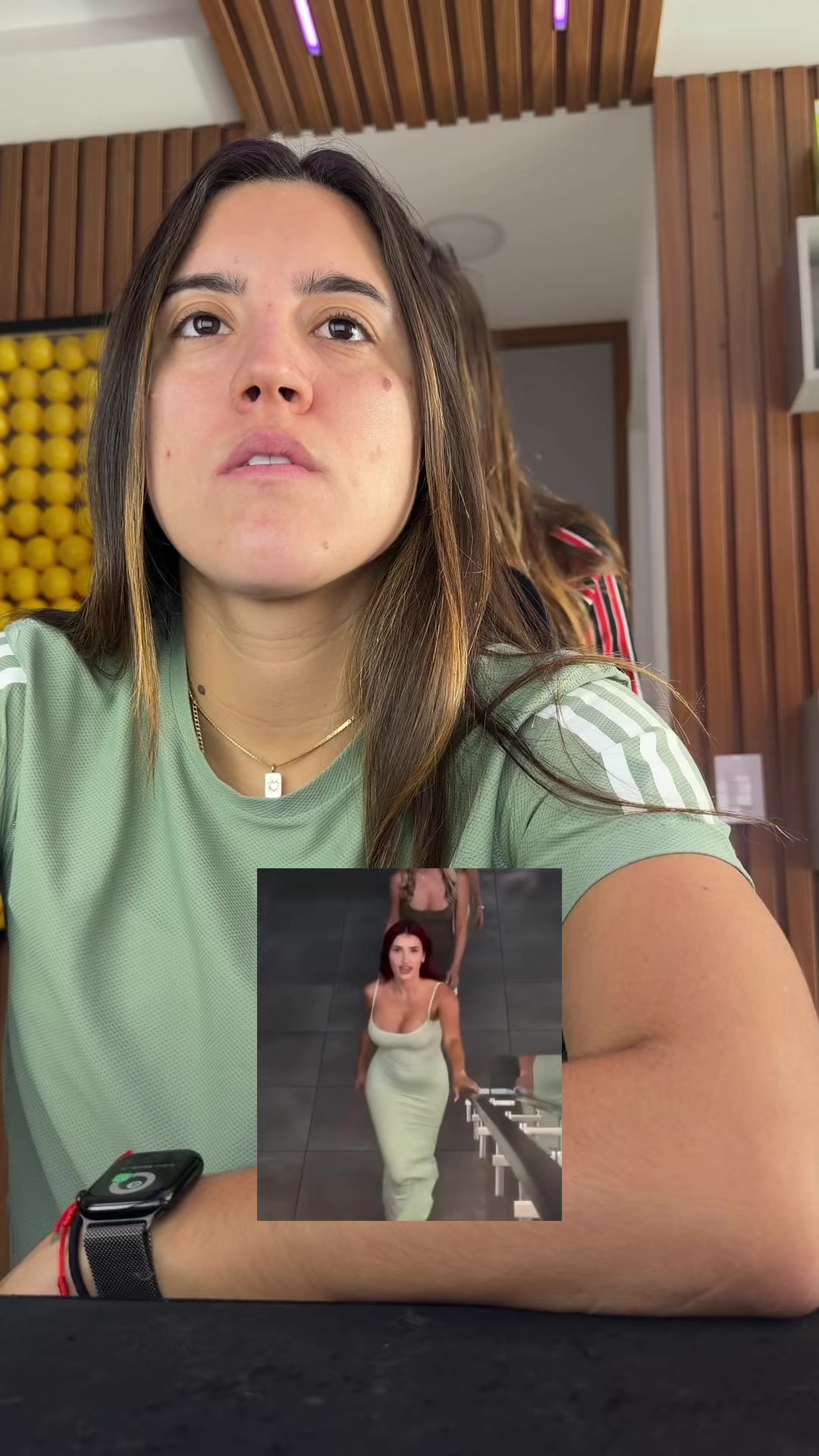 @Carolixas