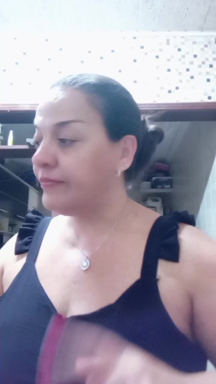 @Vanessa Siqueira ⚡💜❤️
