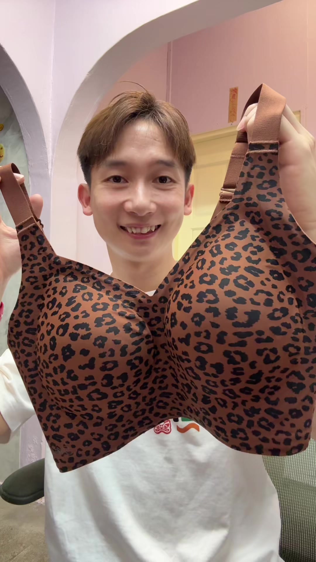 @伍哥
