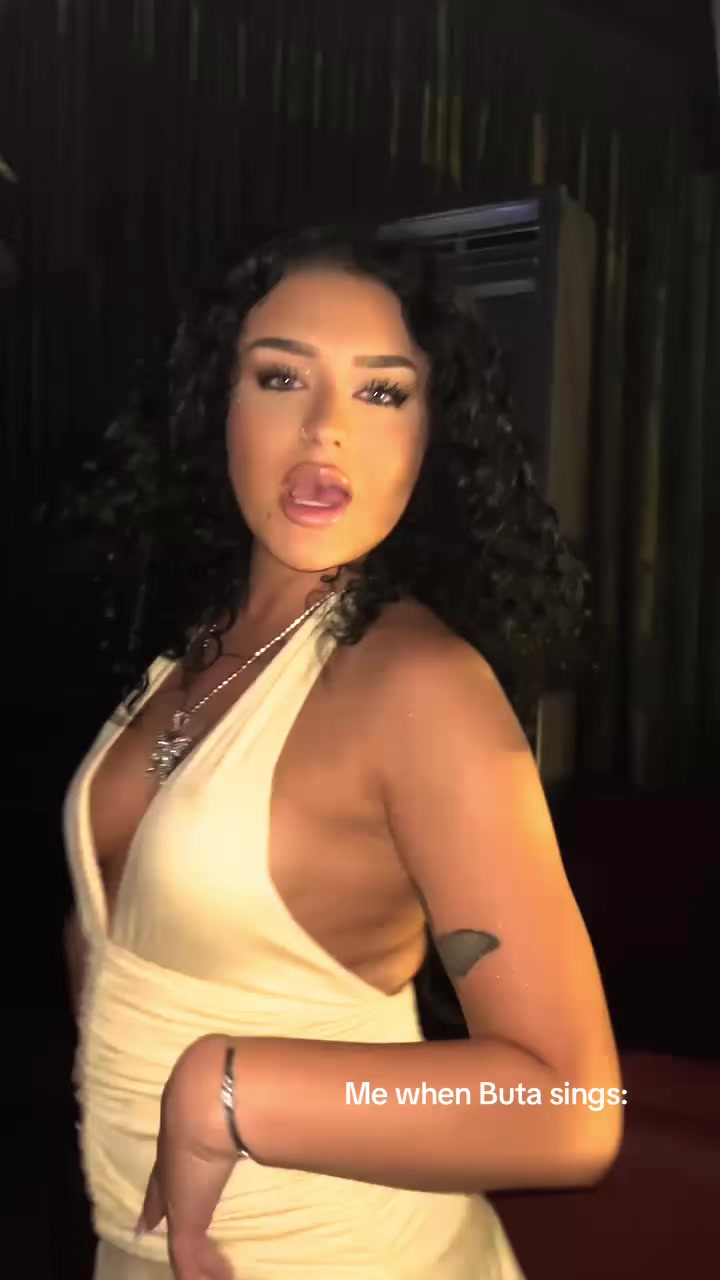 @🦋
