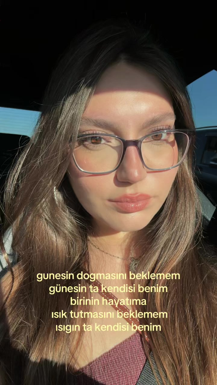 @𝐵𝑒𝑟𝑖𝑙𝑖𝑚