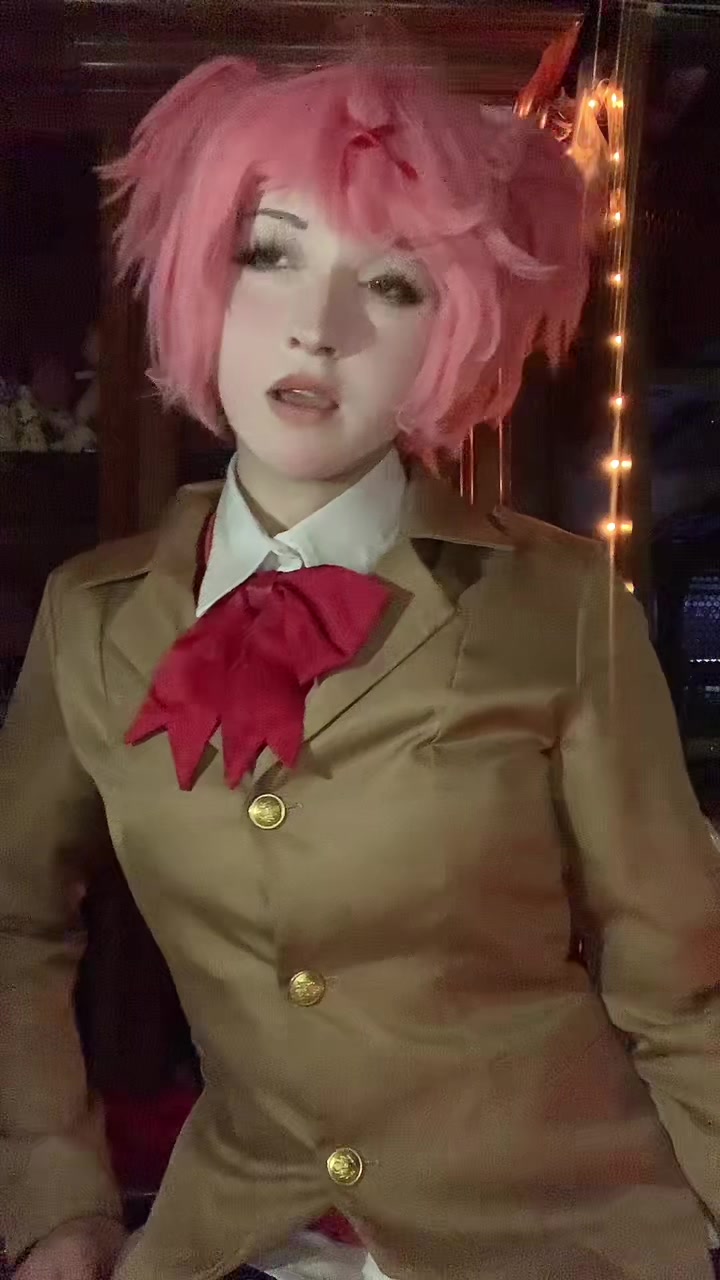 @≽^&bull;⩊&bull;^≼♡