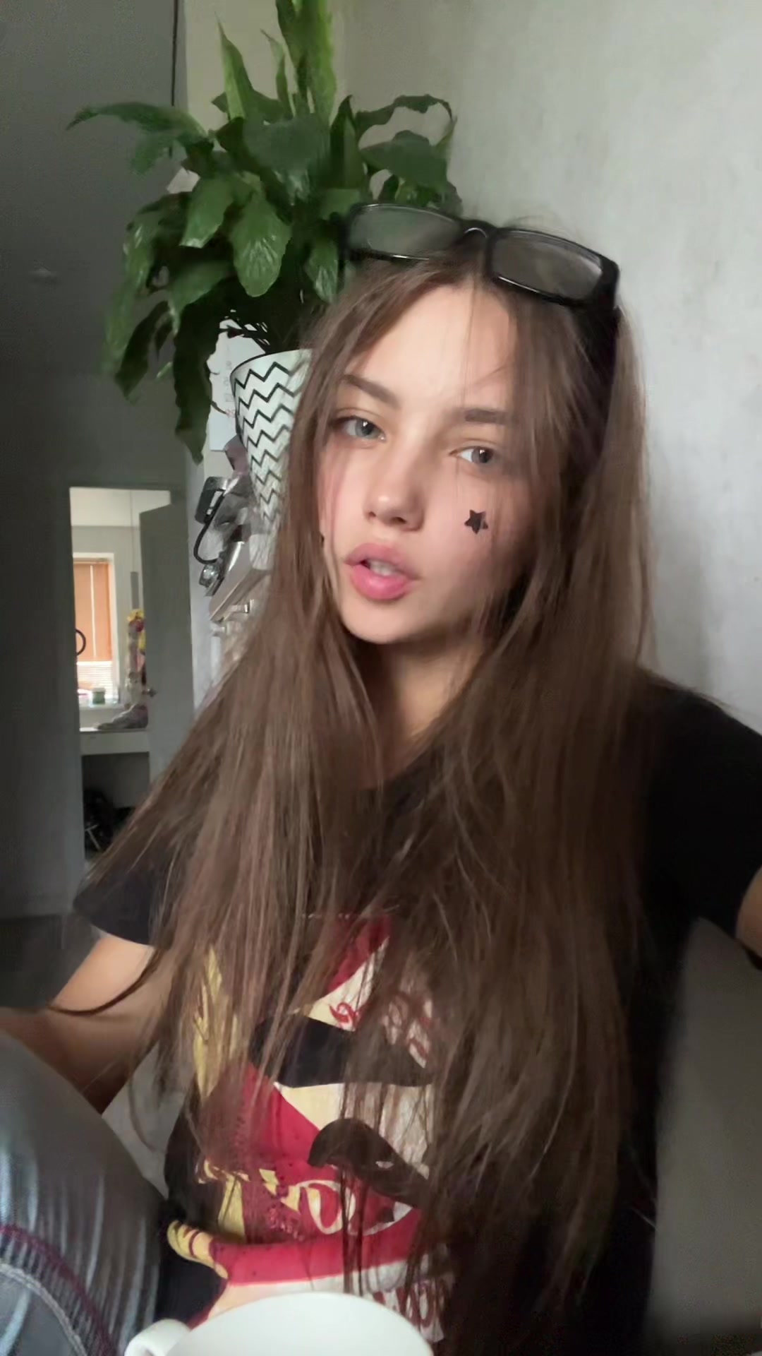 @arishka1_11