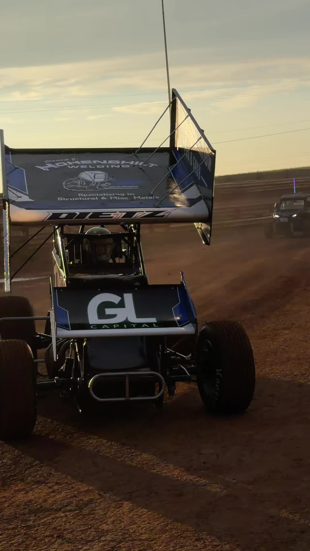 @SK_DirtTrackin_1739