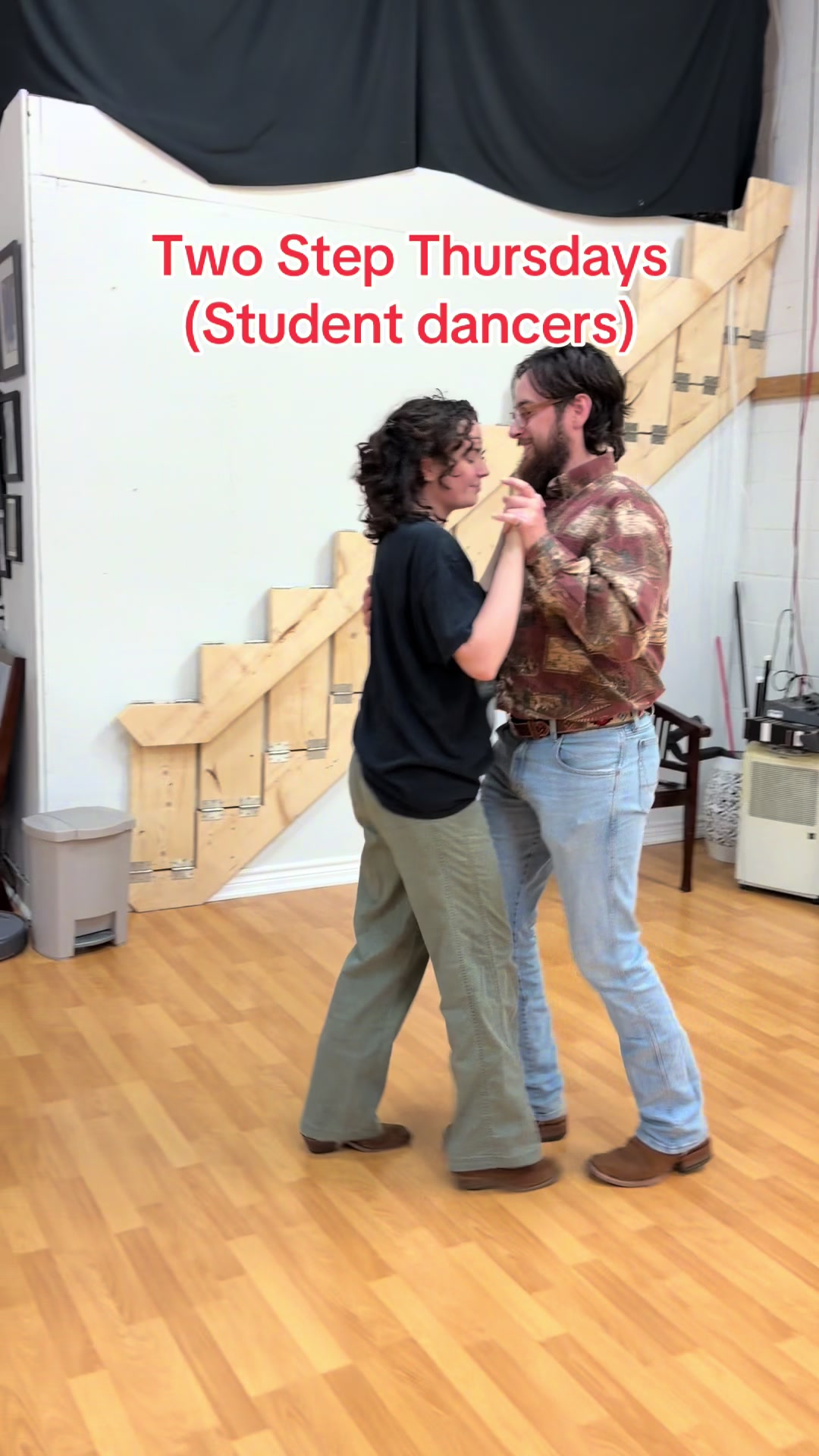 @Simplyballroom.ca