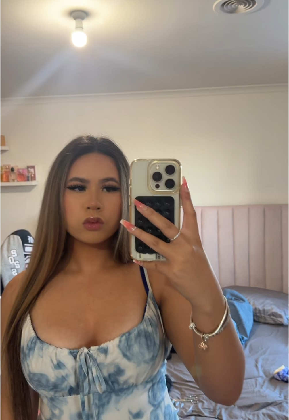 @fiona bui