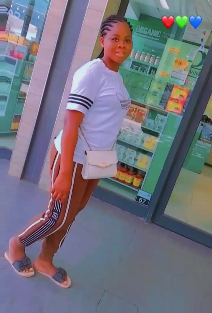 @SYLVIA FASHION โ๏ธ๐๐๐๐ชก♥๏ธ