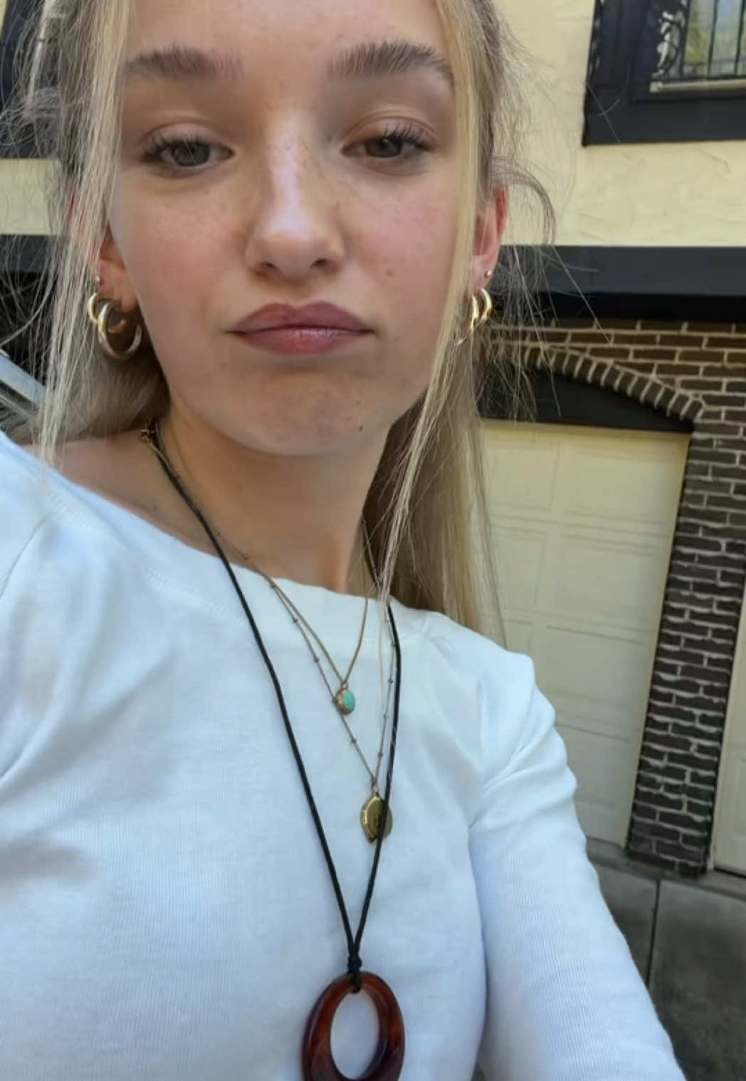 @hi
