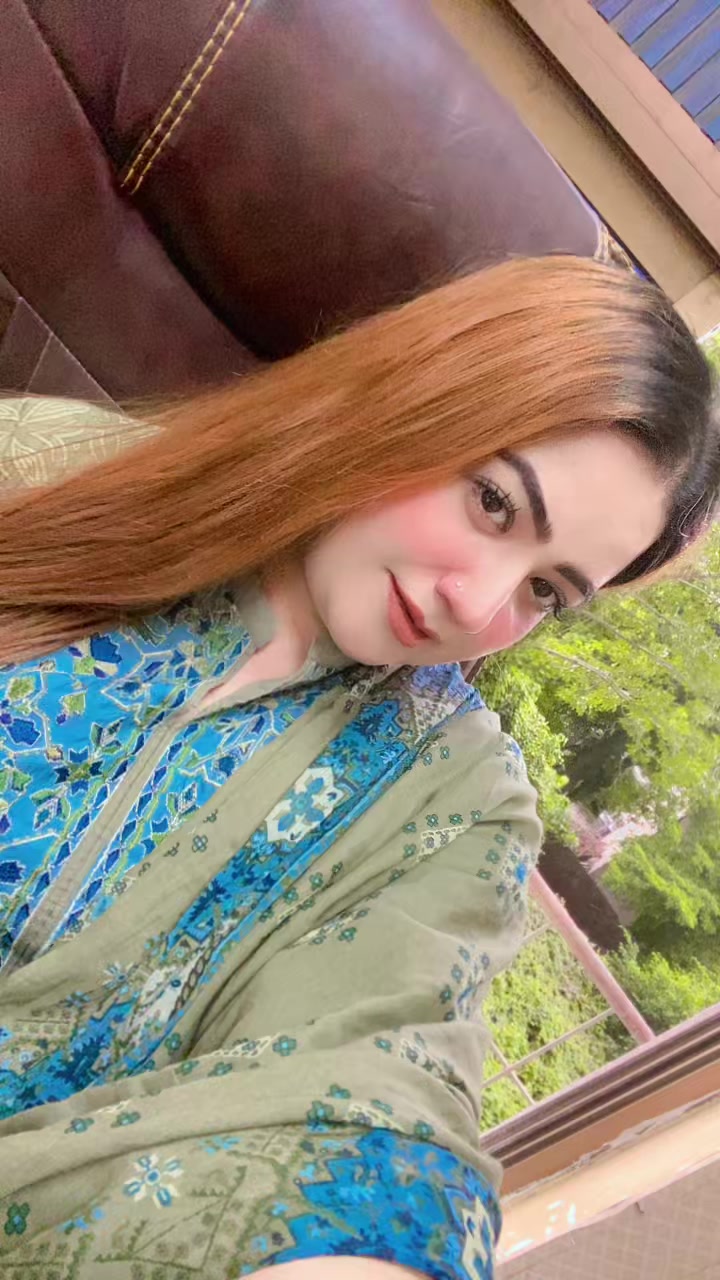 @Mahimalik🦋