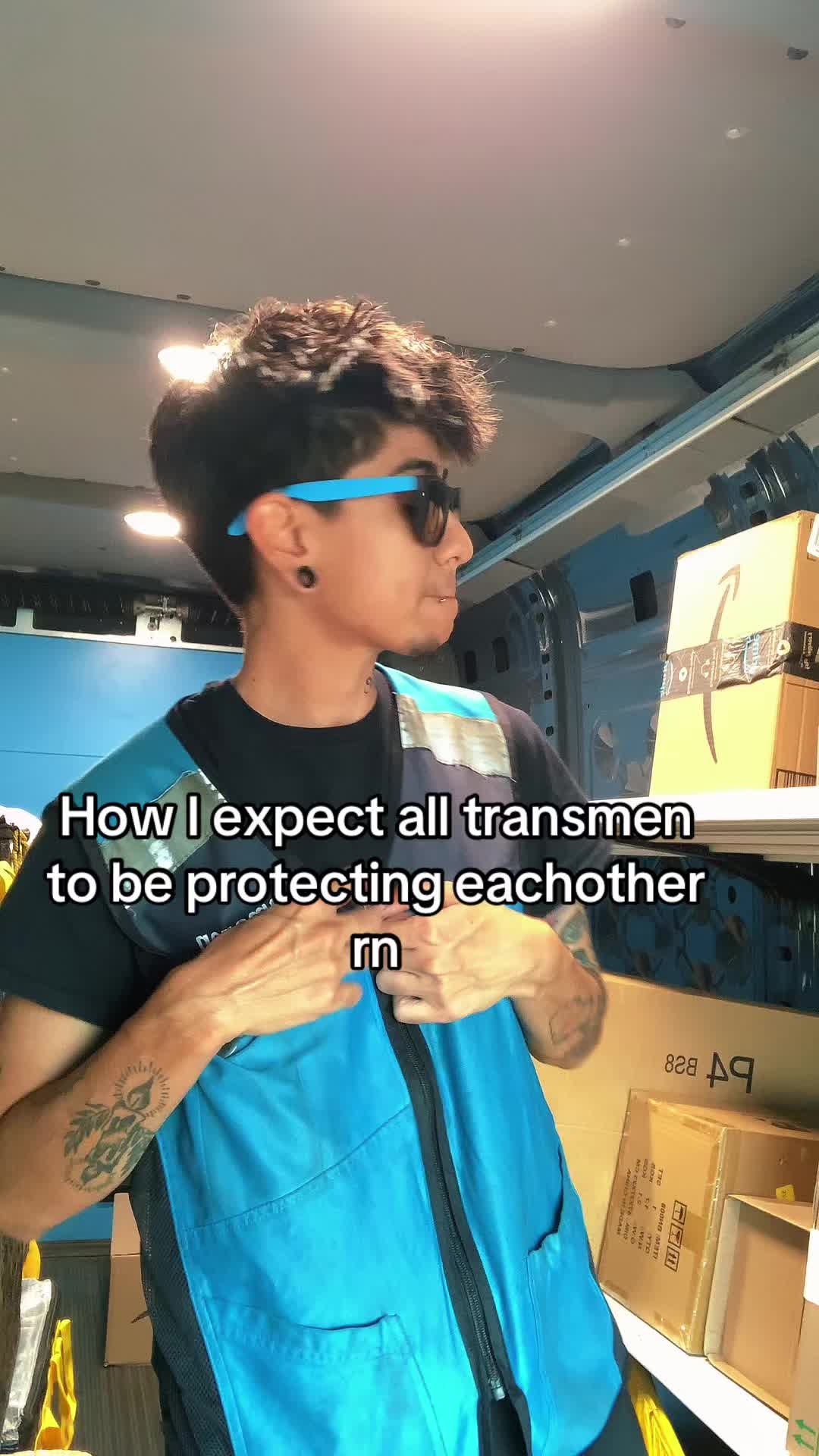 @Gomez
