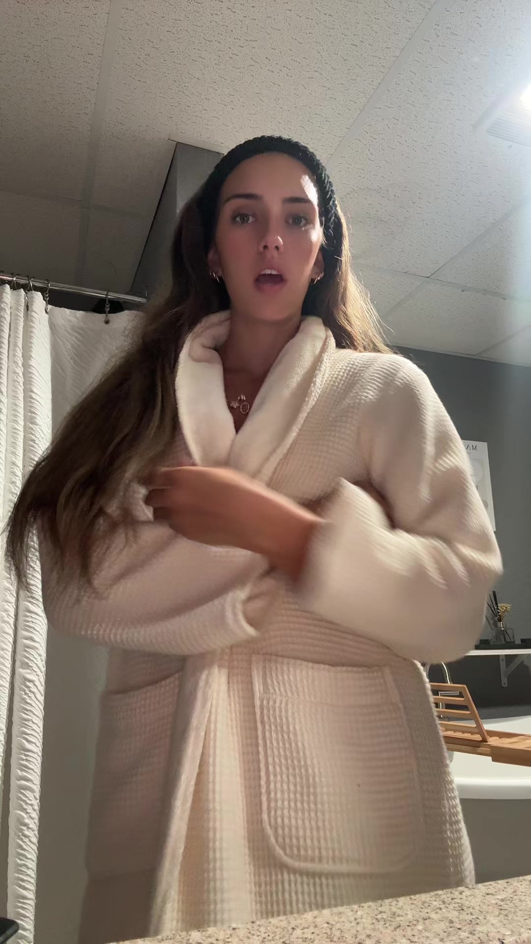 @lyvie