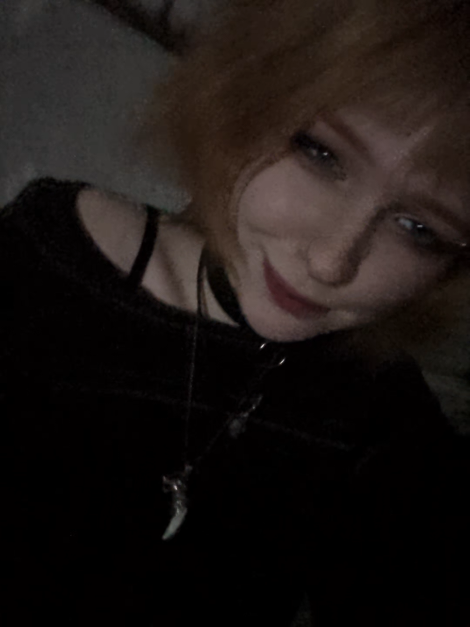 @энишка олд акк