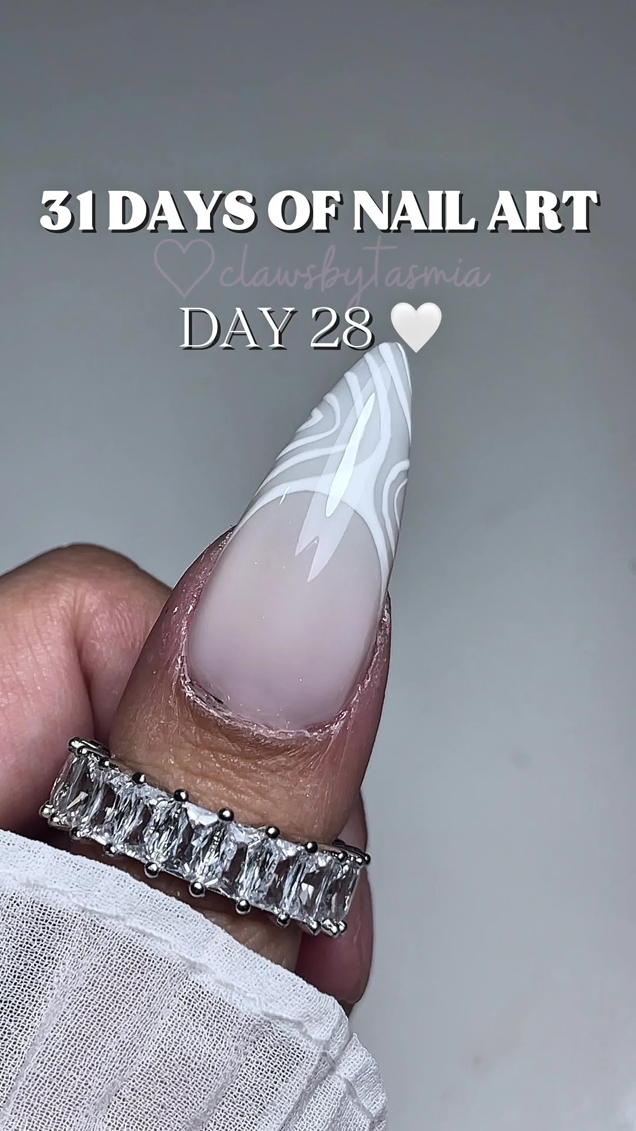 @clawsbytasmia ✨