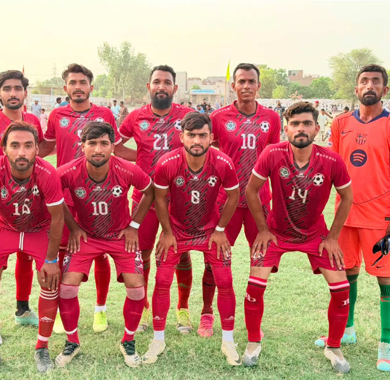 @𝐌𝐫✌️چدھڑ☠️⚽
