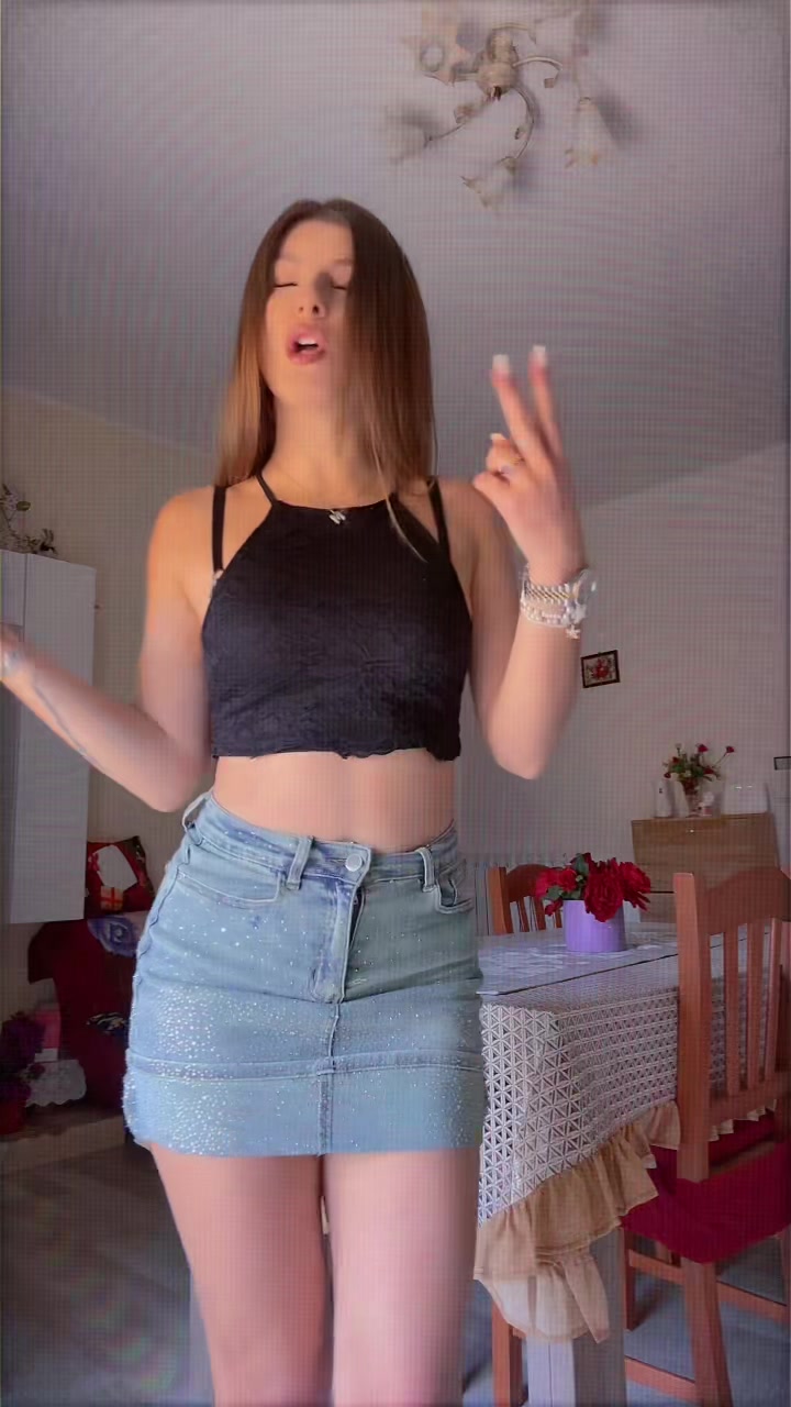 @𝒟𝑒𝒹𝑒🥀