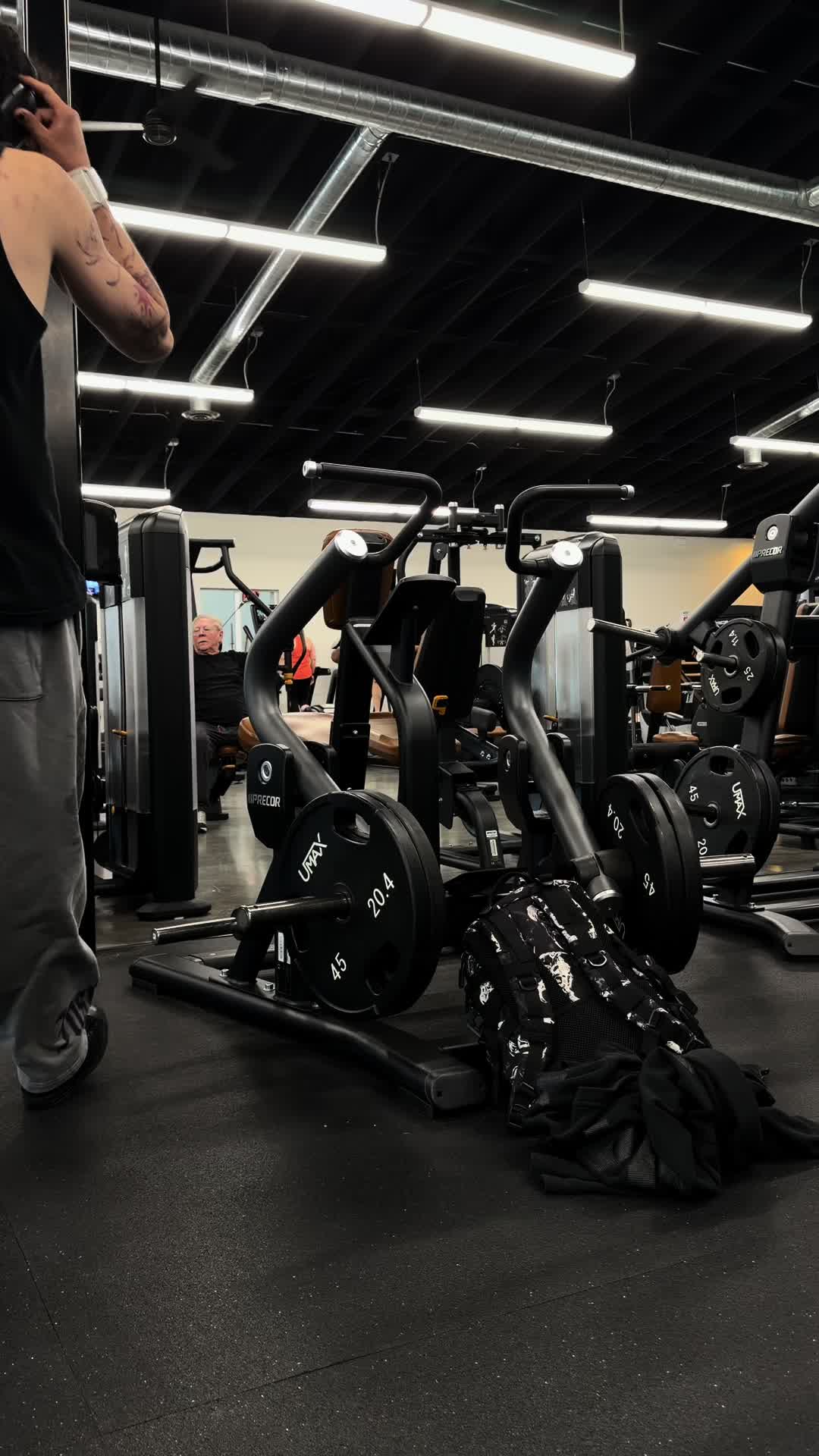 @Chookaa.Lifts