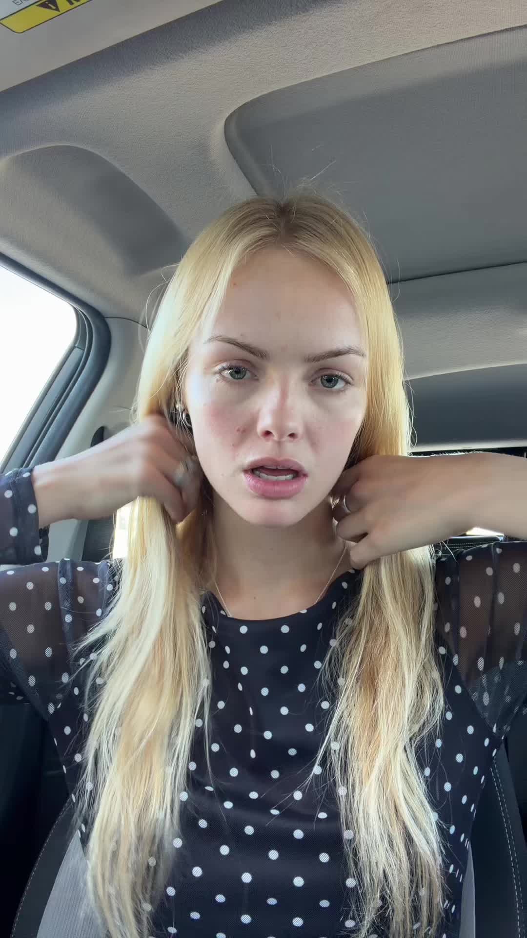 @rachelleahtia