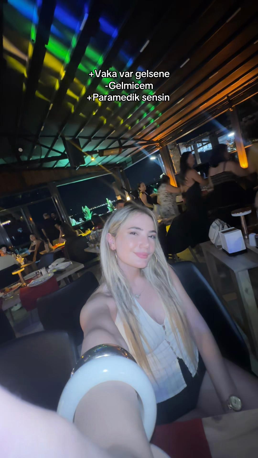 @__nesliicee__