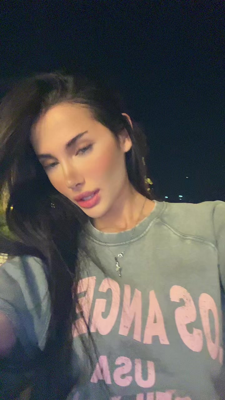 @saraborhann
