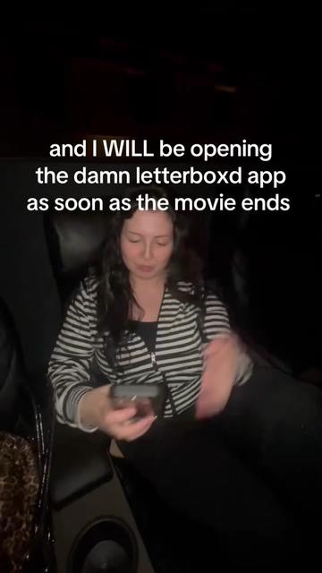 @𖤐☽