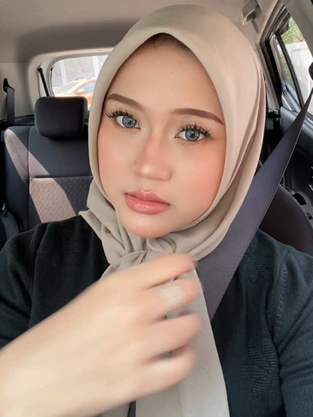 @cindyadiraa