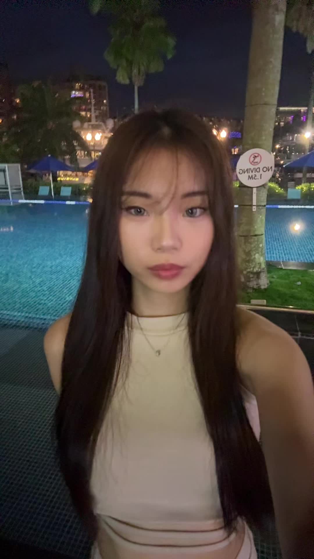 @🐰