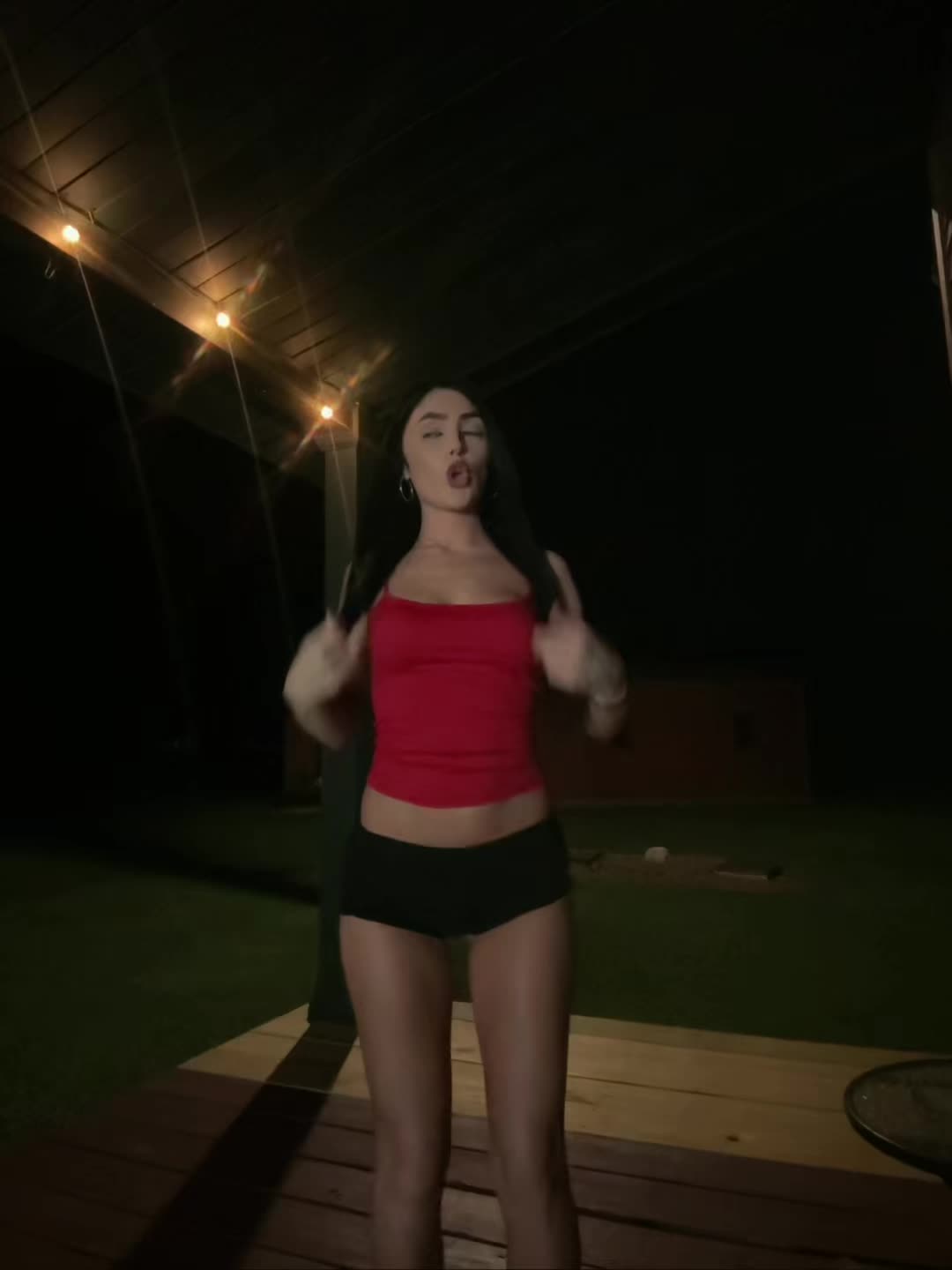 @Ky<3