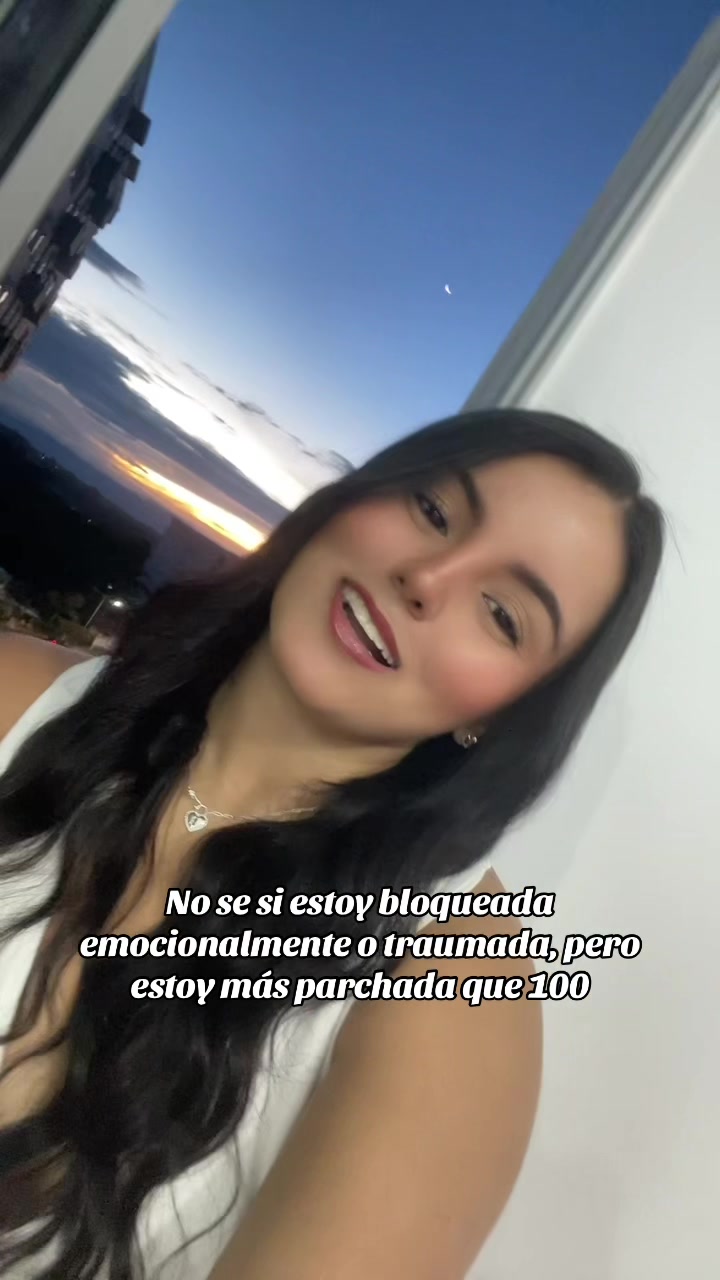 @Vale Betancourt🐼⚡️