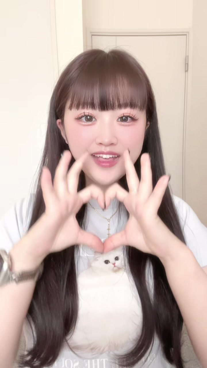 @梨々愛(りりあ)
