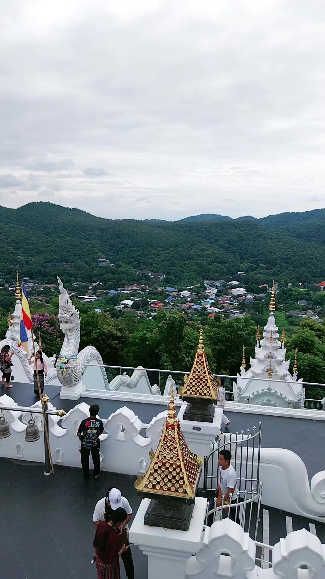@❤ Zaw khin ၸေႃးၶိၼ်ႇ လႃႈသဵဝ်ႈ