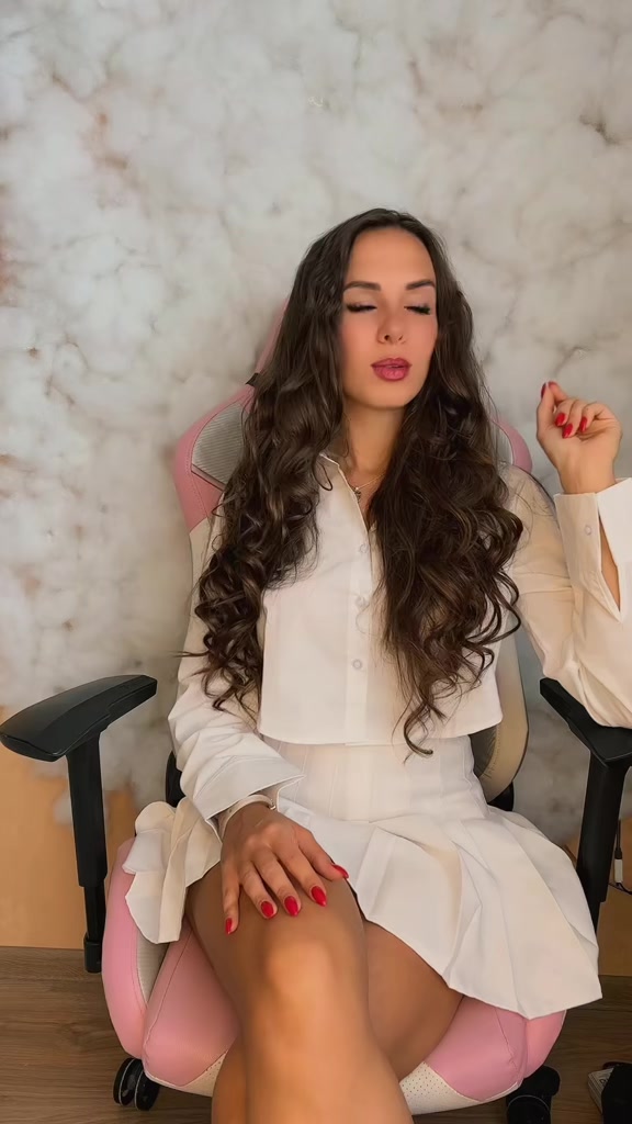 @KarishkaKiss_