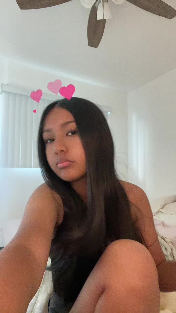@syrelleanne