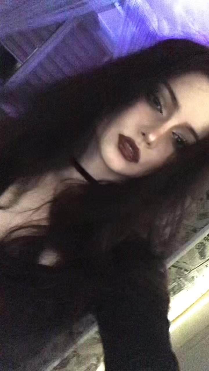 @𝔥𝔢&rsquo;𝔩𝔩𝔤𝔞𖤐