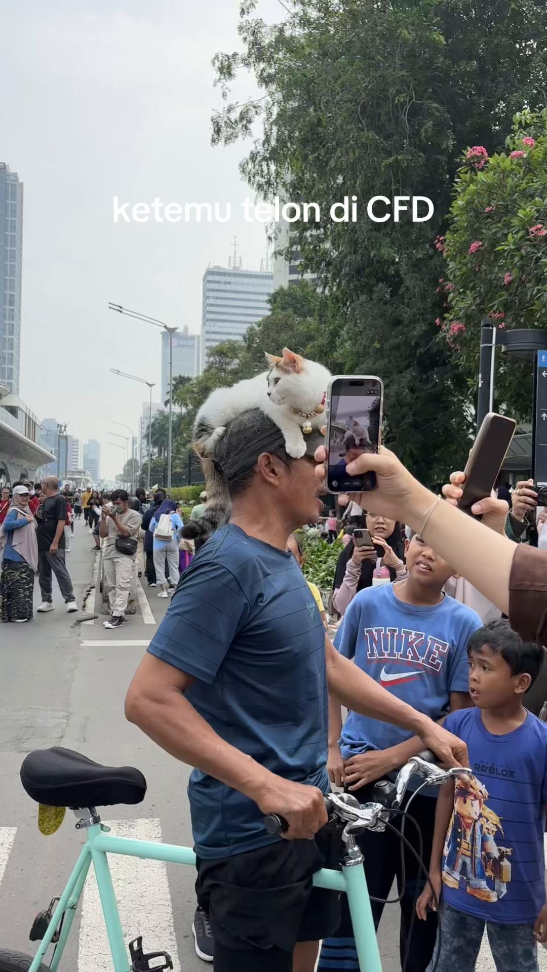 @Indira | Jajan & Jalan Kemana?