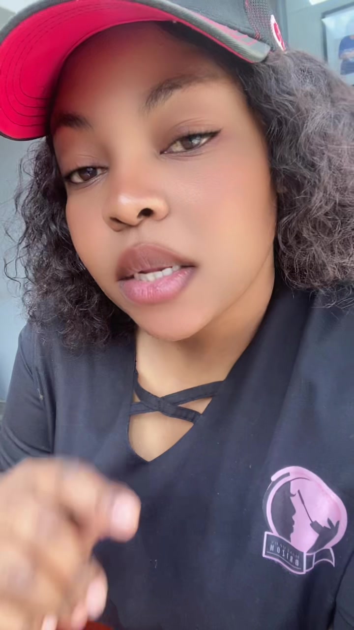 @BRIZOH🇿🇼🇫🇷