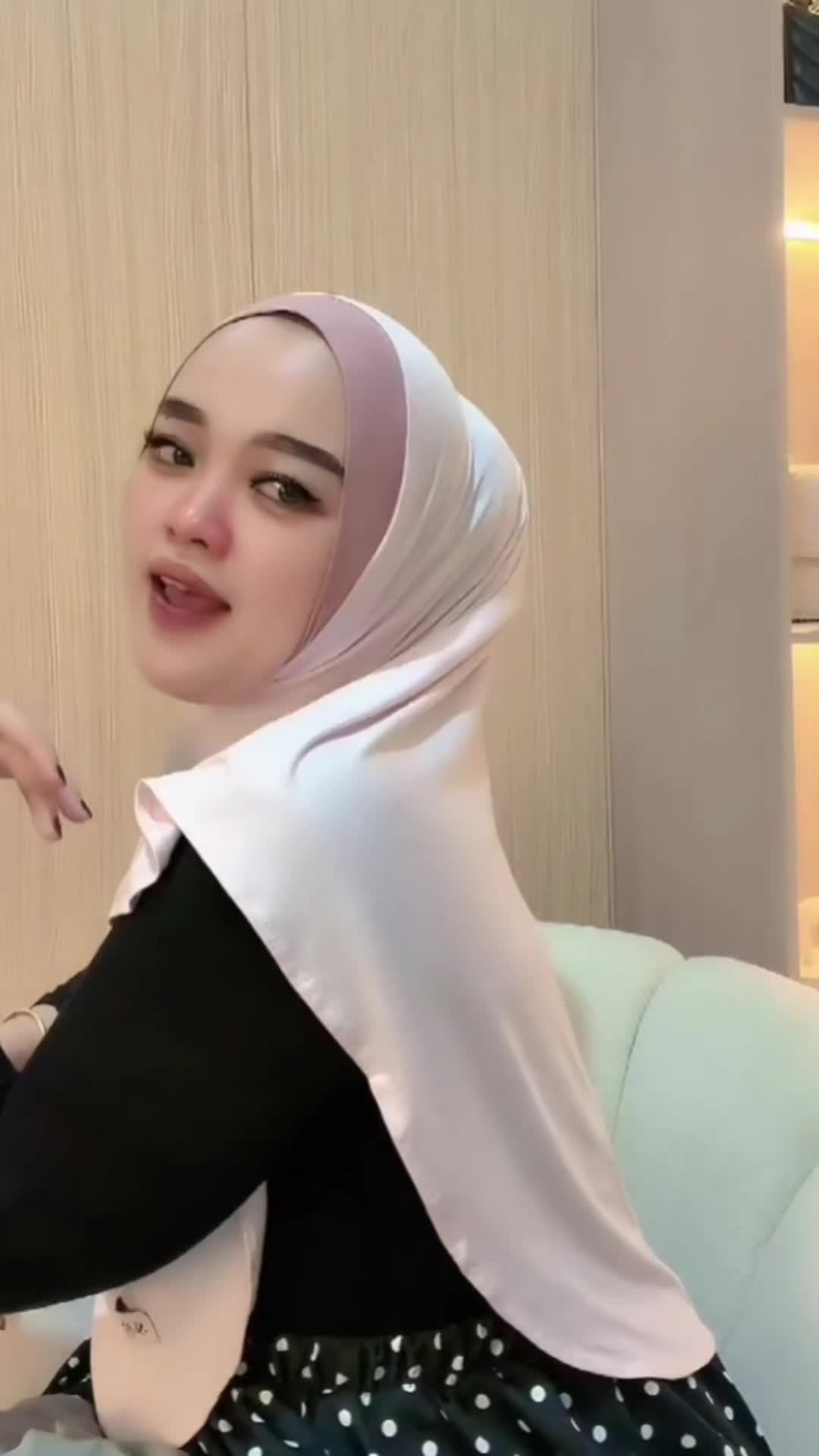 @teteh mona