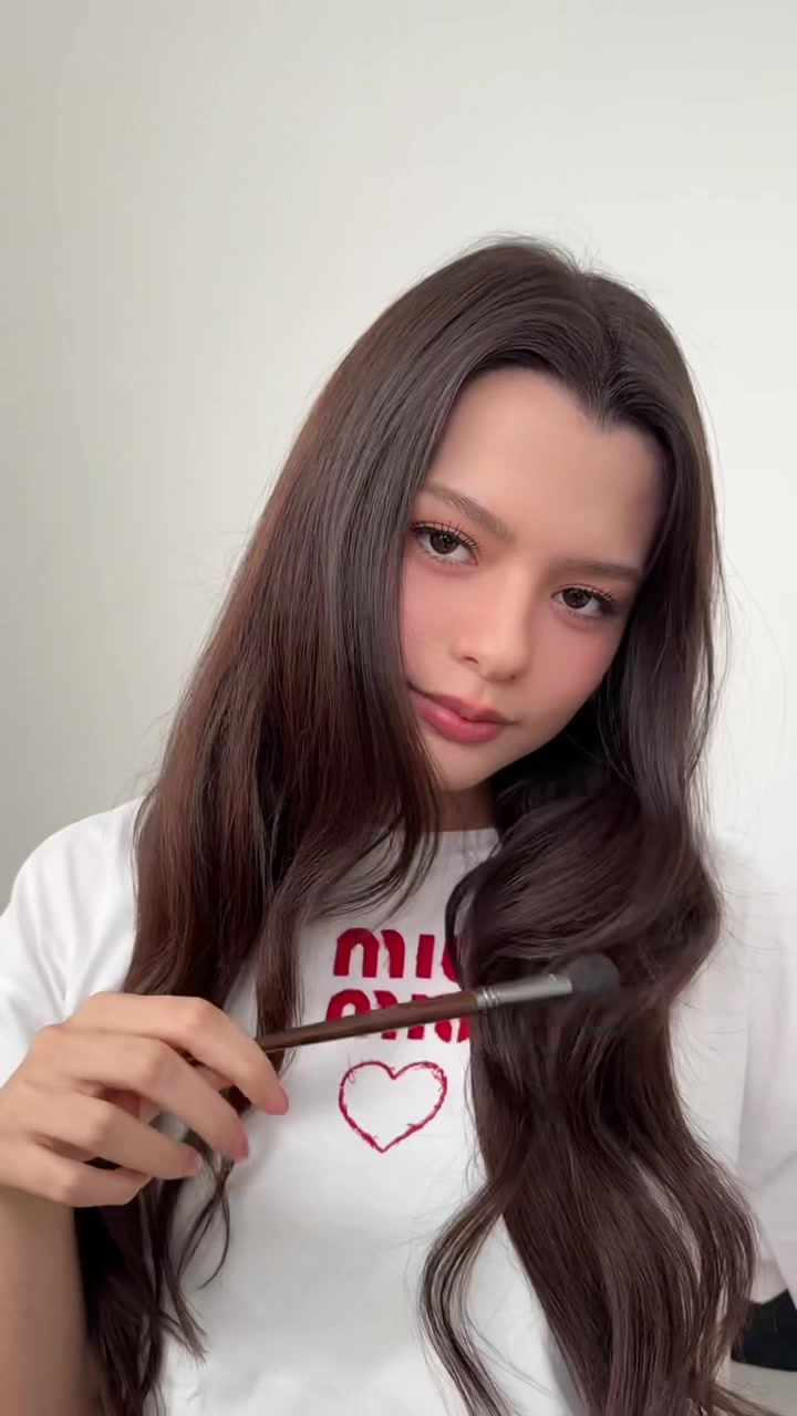 @ธันวาที่ชอบแต่งหน้า