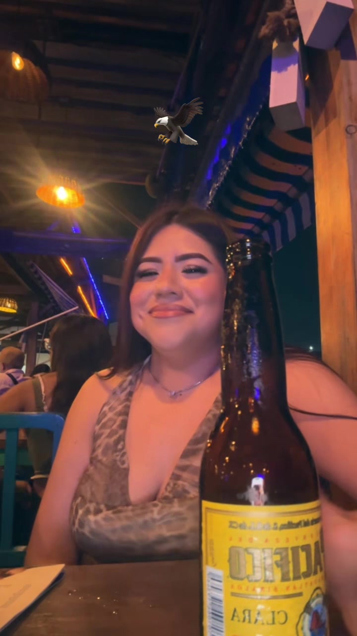 @Laura Sarahí