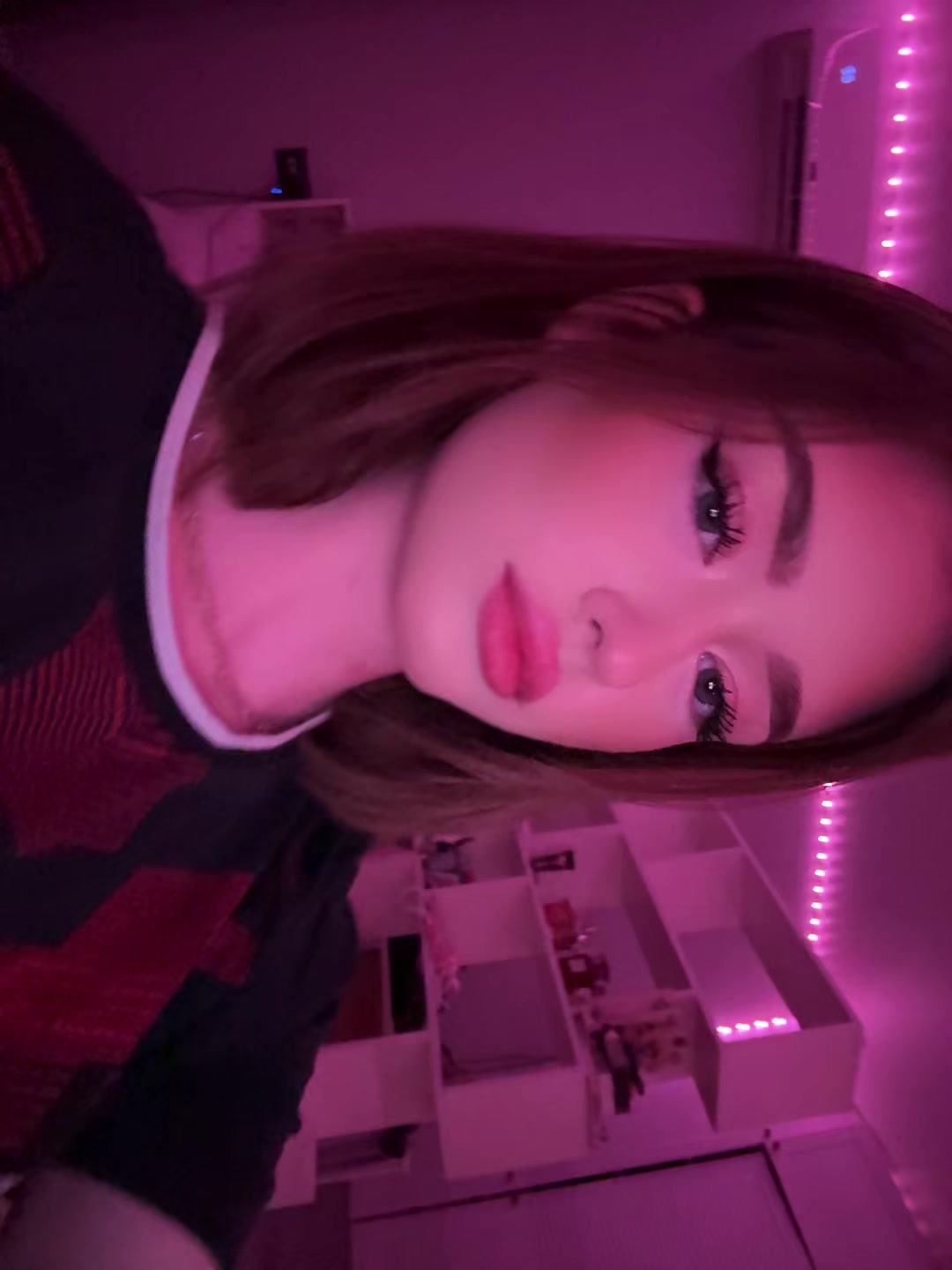 @тгк: ника яяя