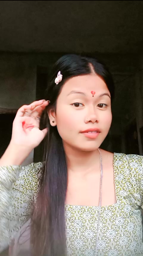@❤️tharuniya❤️