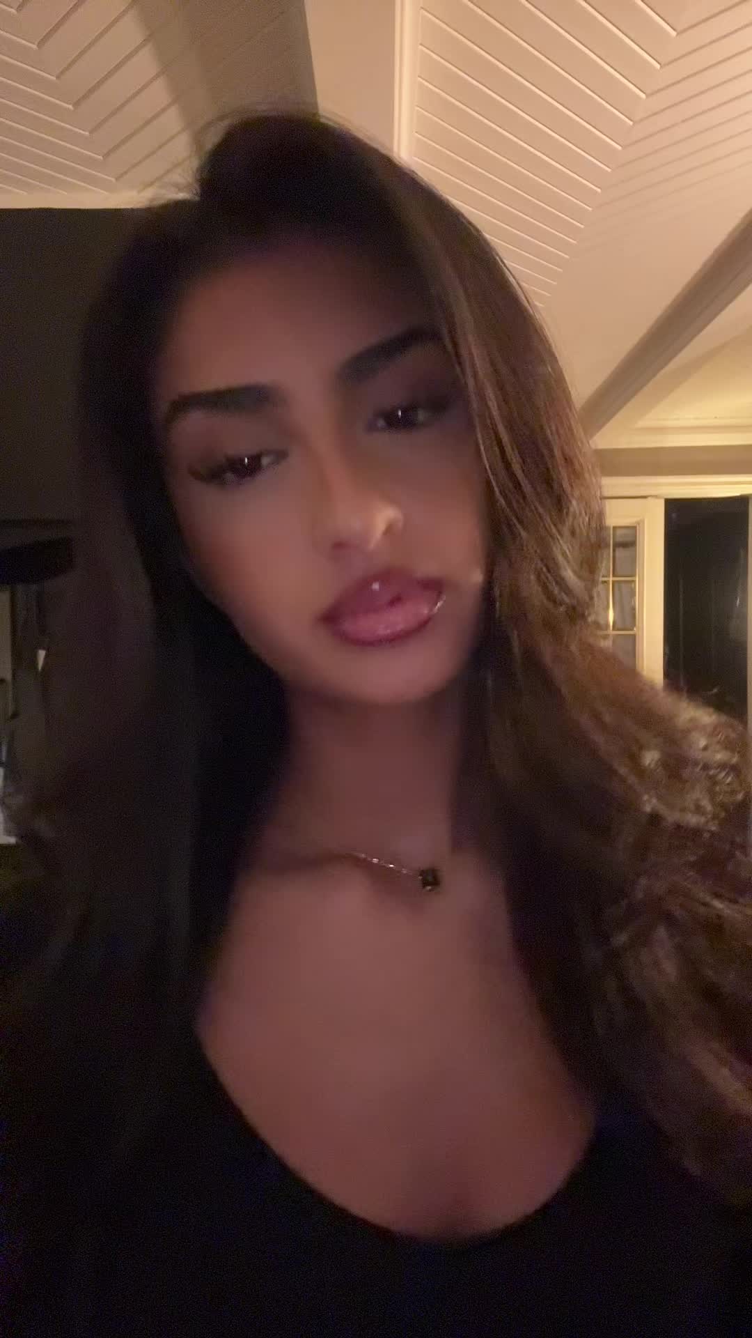 @LUNA LUANA AMIRI