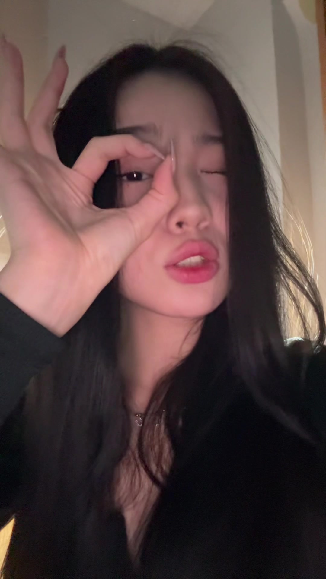 @2,184.8<33