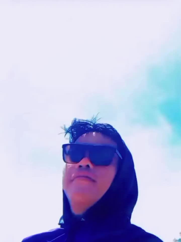 @M.Jade