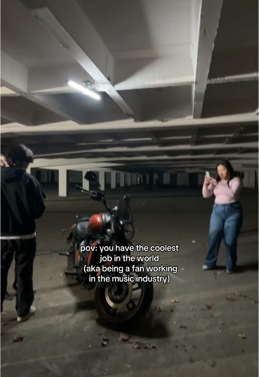 @vik ⟡₊˚⊹