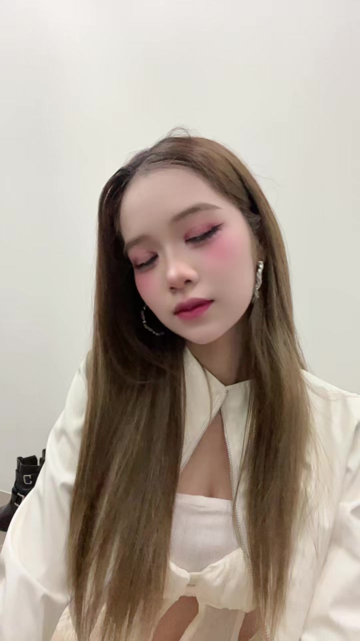 @[ 🦊 ] Chalin ชาลิง🌻